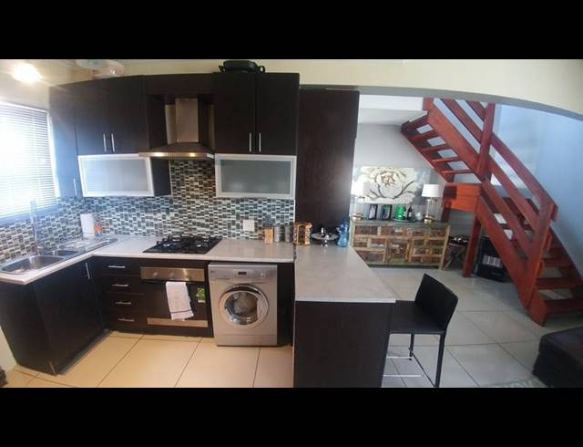 3 BEDROOM TOWNHOUSE FOR SALE IN SAGEWOOD